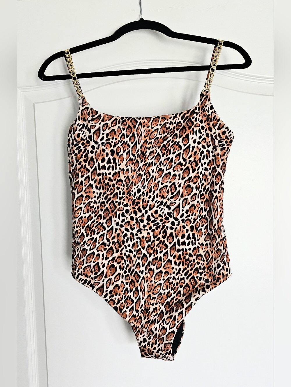 NWT Victoria’s Secret Leopard Cheetah Print One Piece Swimsuit Medium